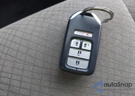 2016 Honda Odyssey Se z USA, uszkodzony, nr VIN 5FNRL5H34GB066606